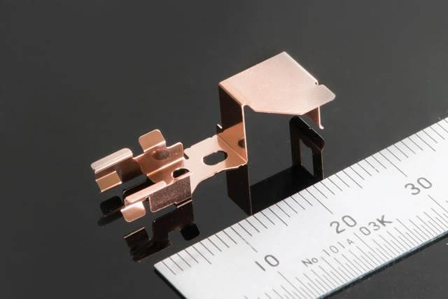 沖壓工藝設(shè)計的注意事項