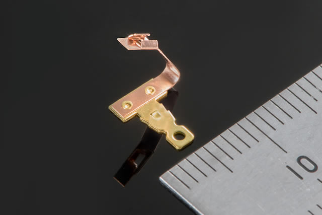 有哪些常見的精密五金沖壓件？